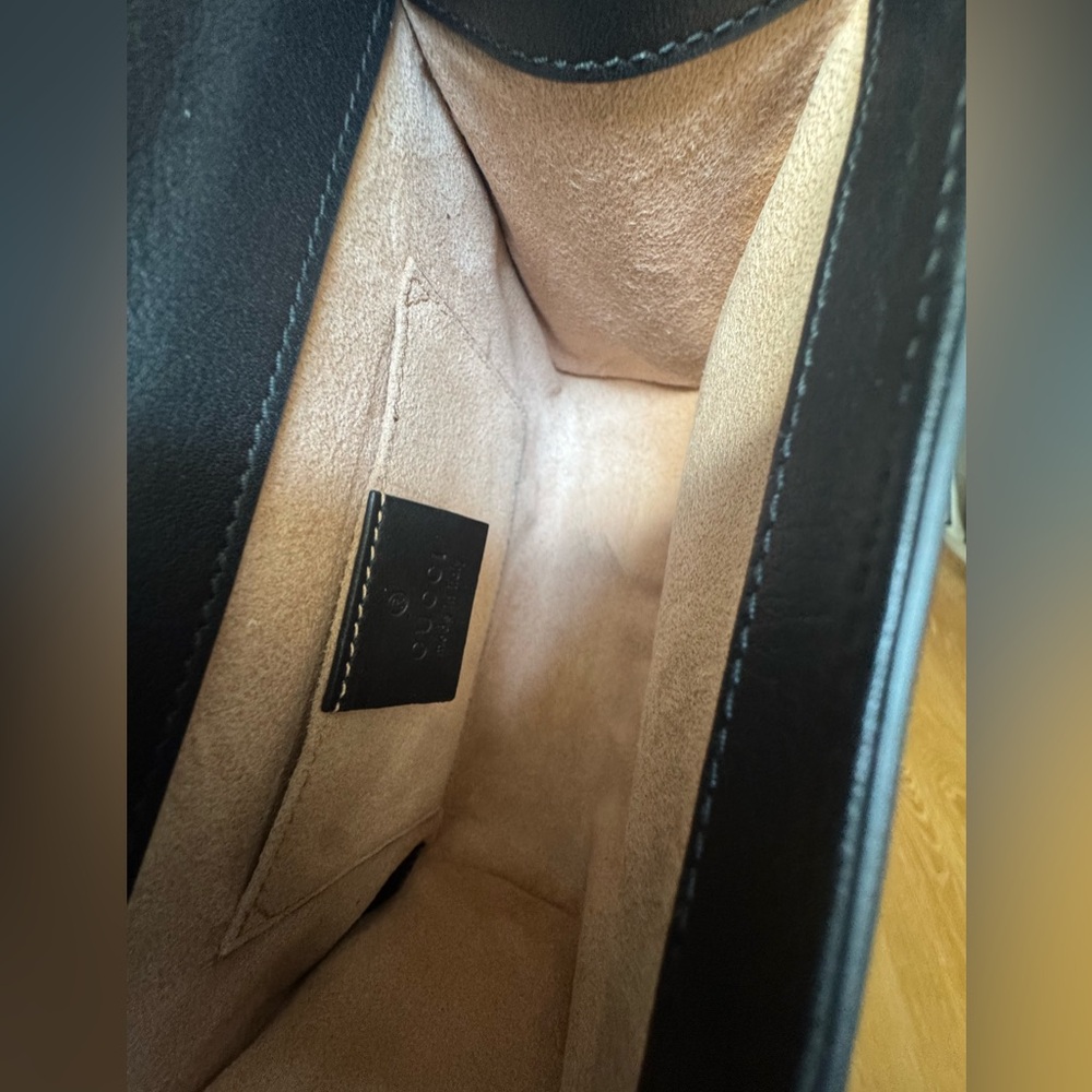 Gucci Black and Gold Crossbody Bag - Picture 6 of 16